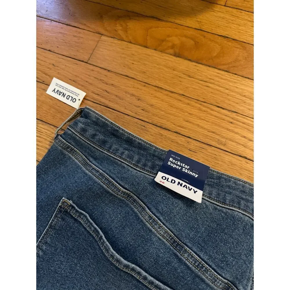 NEW Womens Size 28 Old Navy Distressed Jeans